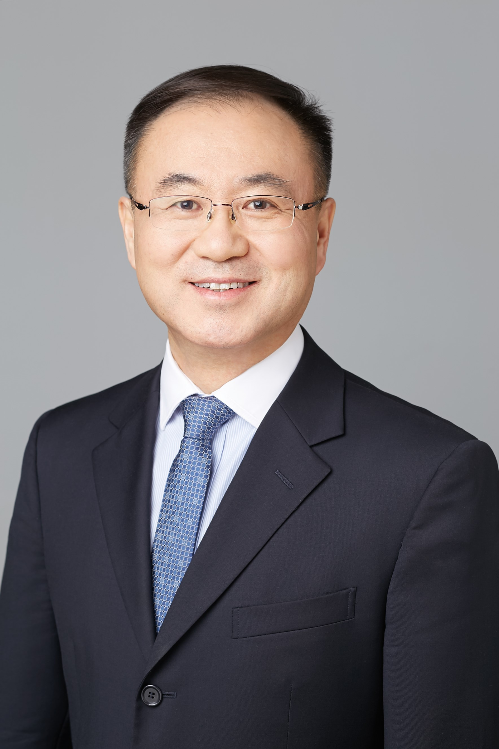 About | 传播的现实与超越